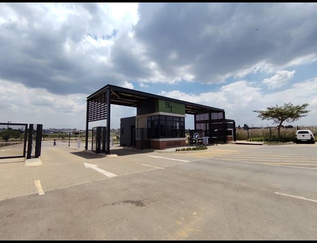 38,026M² VACANT LAND FOR SALE IN GOSFORTH PARK